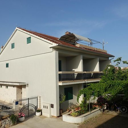 Apartment Tonka Vodice Eksteriør bilde